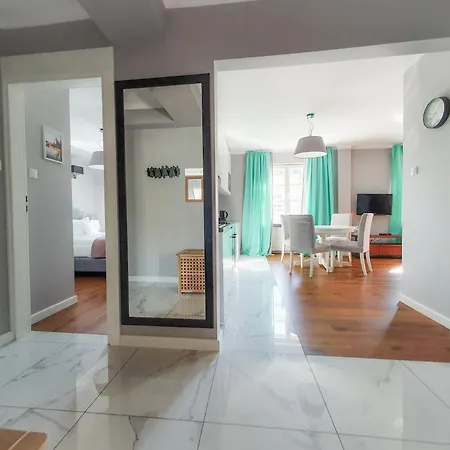 Royal Route Hotel apartamentowy Warszawa