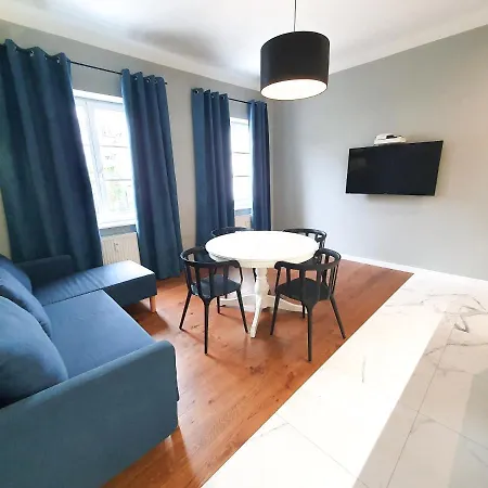 Royal Route Aparthotel Varšava