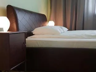 Royal Route Hotel apartamentowy 3*