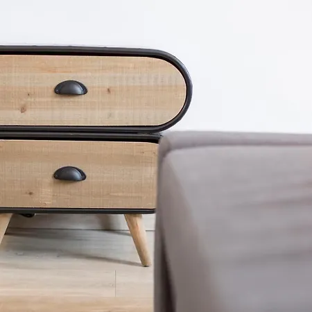 Royal Route 公寓式酒店 3*