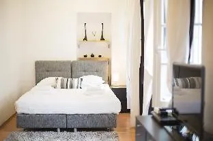 Royal Route Lejlighedshotel 3*