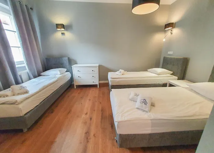 Royal Route Aparthotel 3*