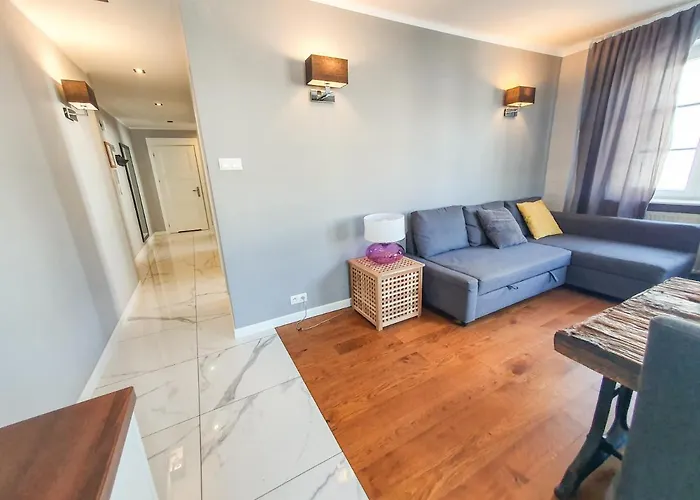 Royal Route Aparthotel