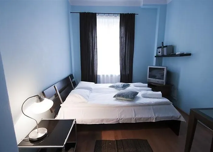 Aparthotel Royal Route 3*