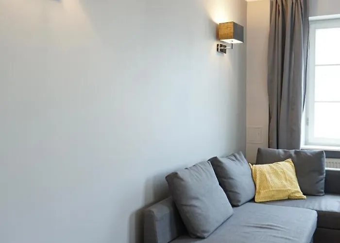 Aparthotel Royal Route 3*