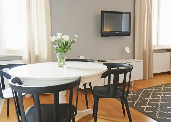 Aparthotel Royal Route 3*