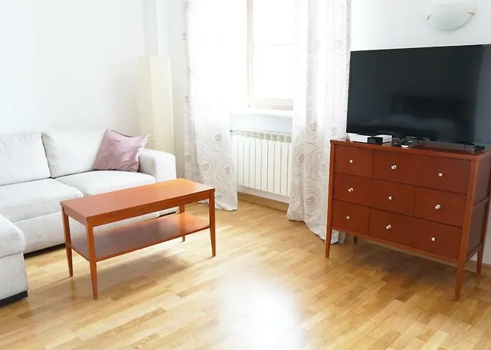 Royal Route Aparthotel