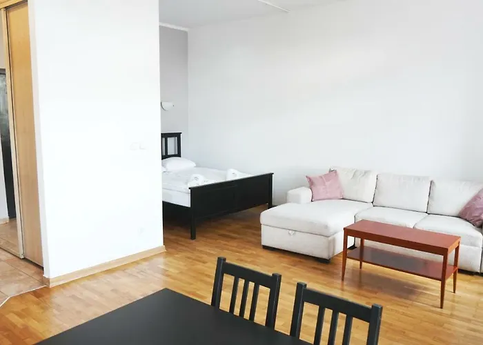 Royal Route Aparthotel