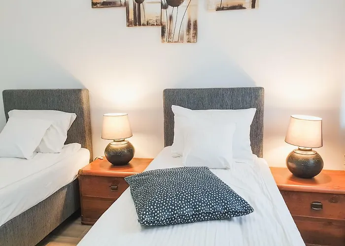 Aparthotel Royal Route 3*